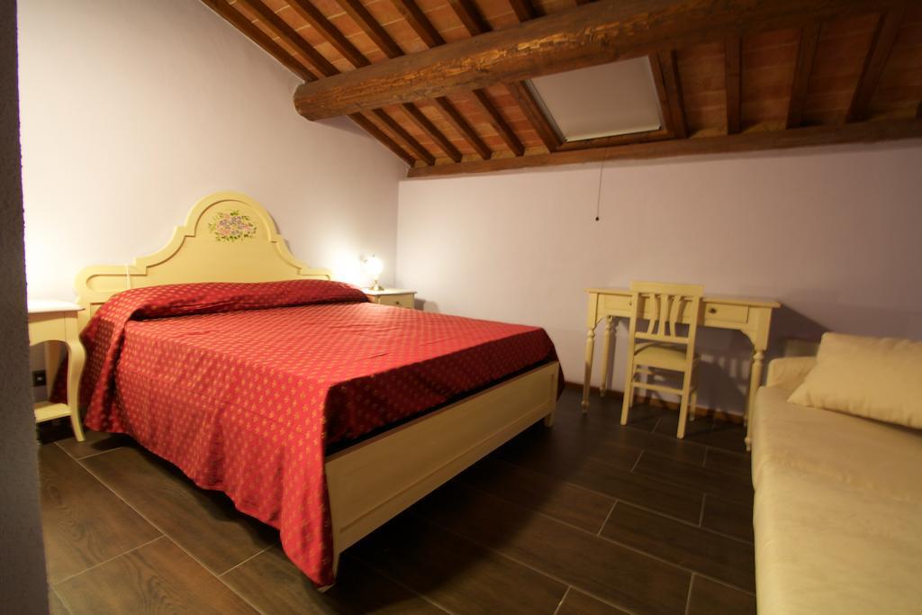 Relais La Leopolda Hotel Abbadia di Montepulciano Habitación foto